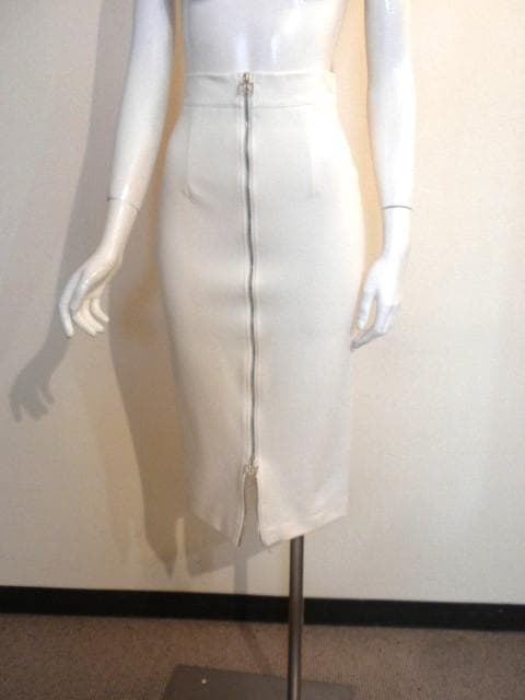 入荷◆リナシメント◆素敵アイボリーホワイト！定番人気のペンシルタイトスカート！M