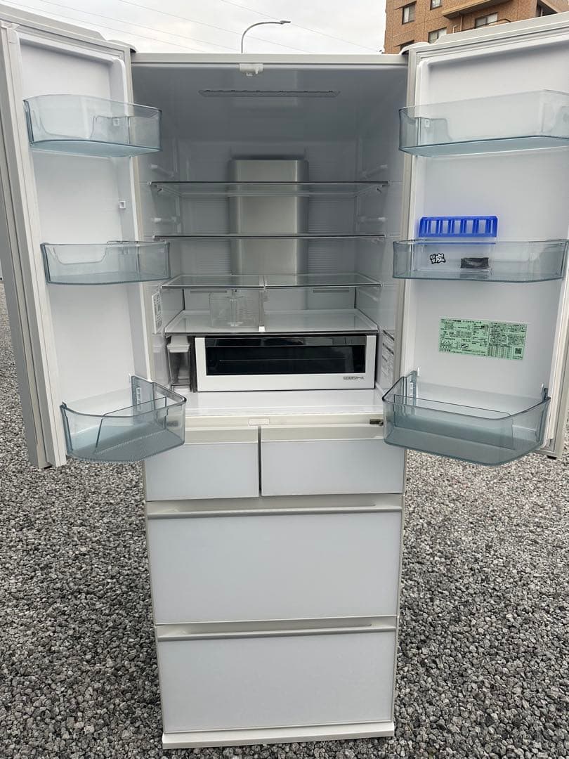 HITACHI 冷蔵庫 大容量 ホワイト　2019年製　567L