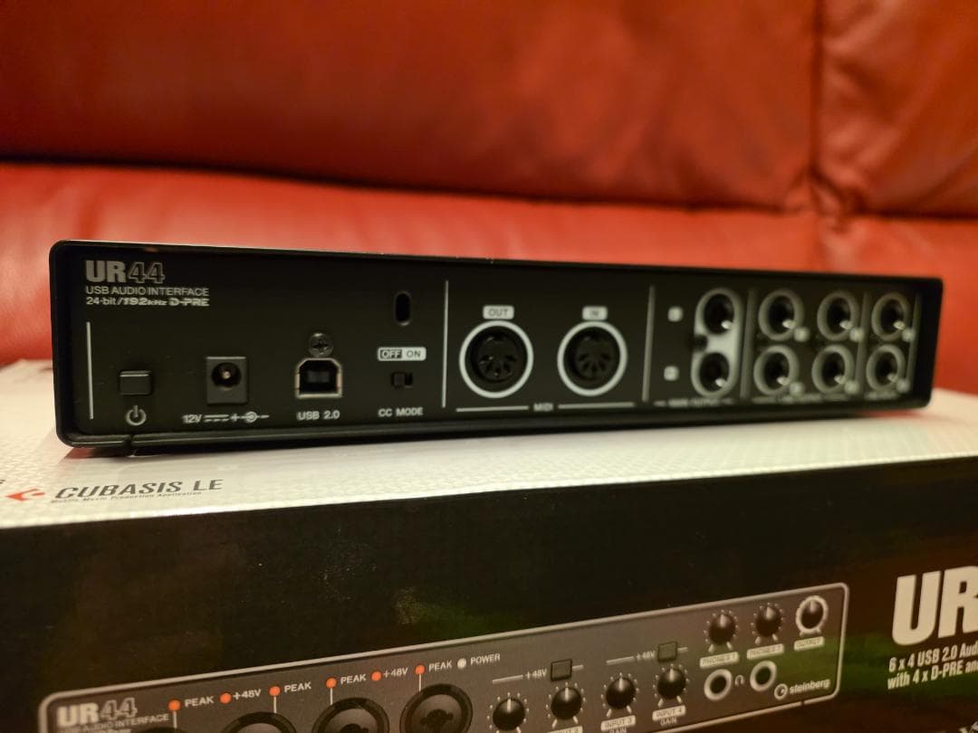 UR44 steinberg オーディオインターフェイス