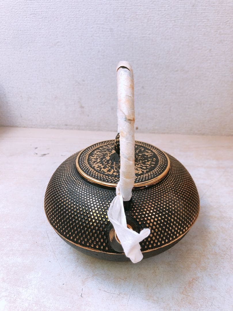 デ*ォ様 【レトロ】南部鉄器 美濃華林作 鉄瓶 純金着 日本茶用品 茶器 伝統工