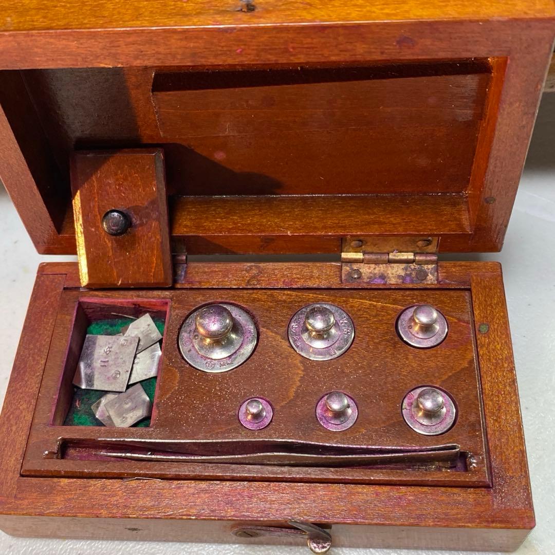 アンティーク 木製天秤 ガラスケース付き 動作可