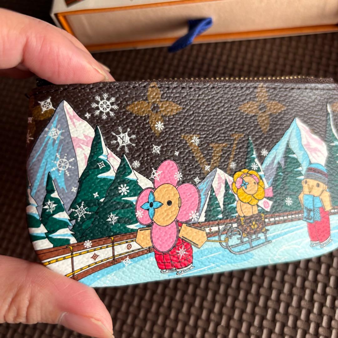 LOUIS VUITTON キーリング付きキーケース　ルイヴィトン　ケース