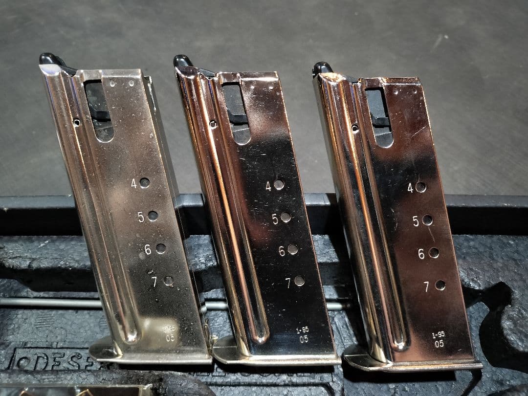 デザートイーグル .50AE バイオハザード2モデル 98 ガスガン マガジン付