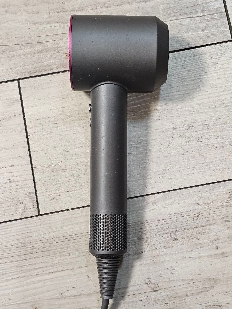 年始限定価格　1ヶ月保証　ダイソン　メンテナンス済み　dyson hd08