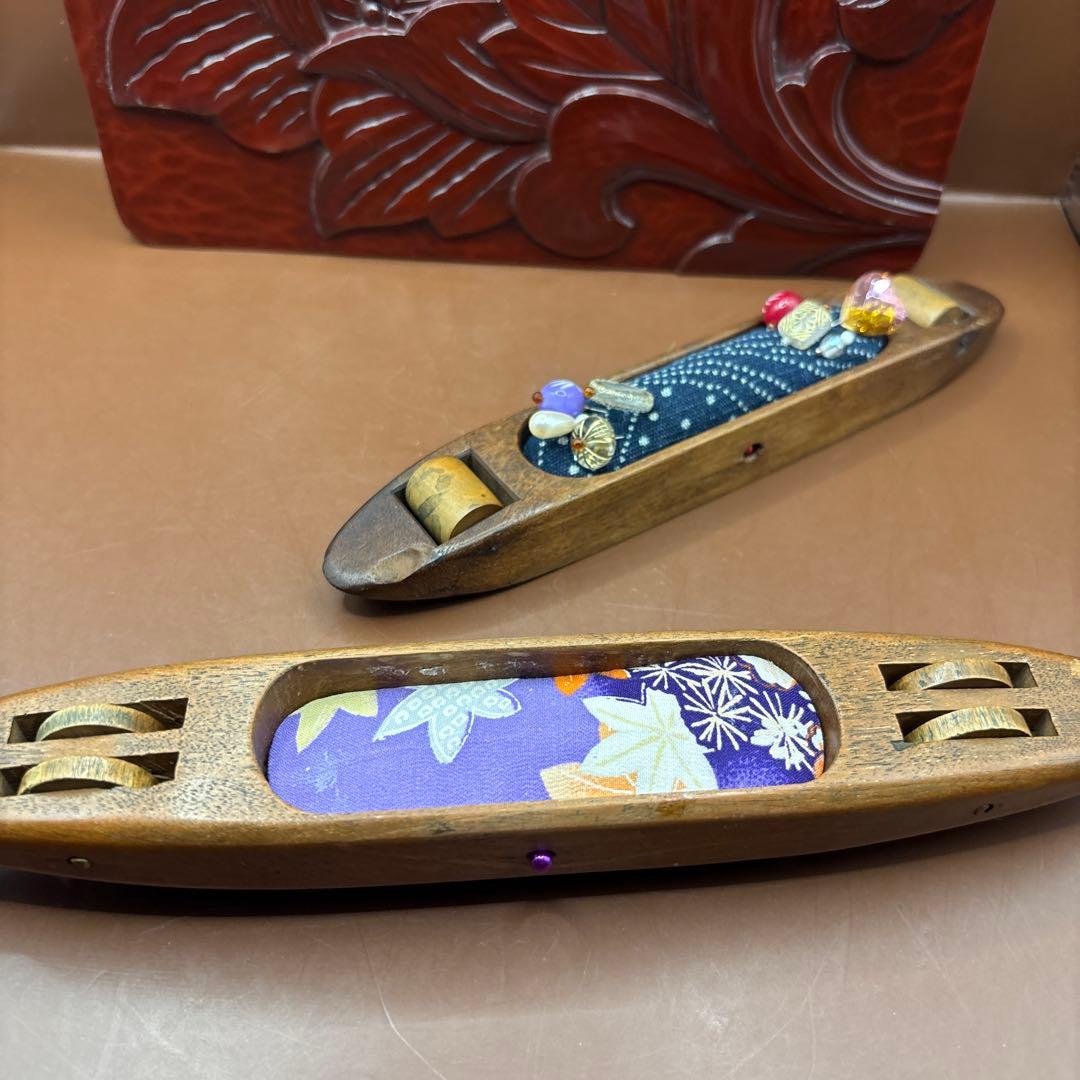 鎌倉彫　文庫箱　織り機の杼(ひ)で作った針山セット