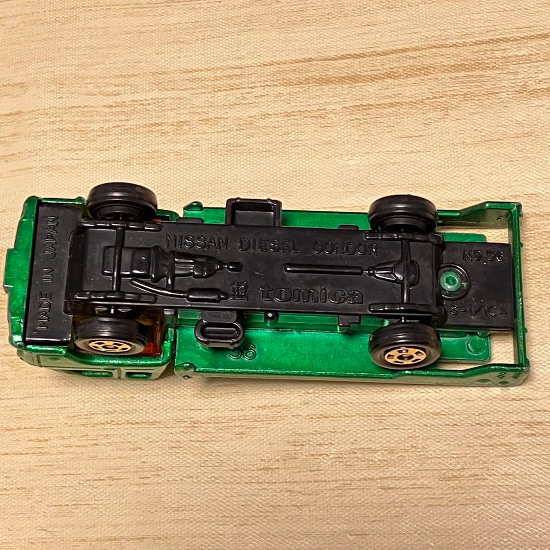 トミカ 日産ディーゼル コンドル ブルドーザー付 No56 1/104