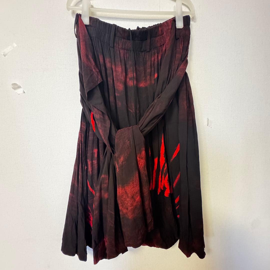 Yohji Yamamoto femme朝倉優佳 ペイントパンツ 赤黒 サンプル