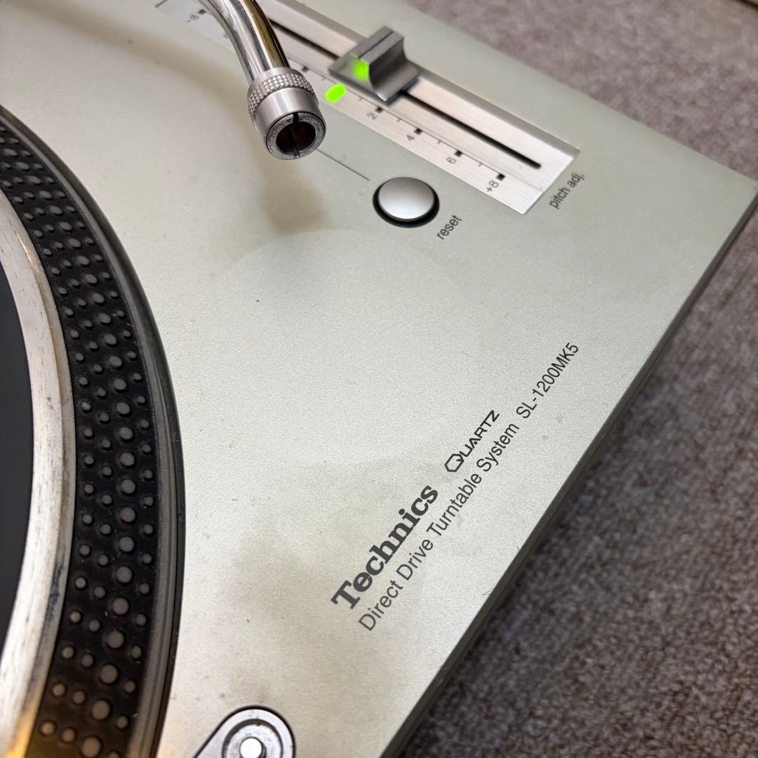 Technics SL-1200MK5 ターンテーブル