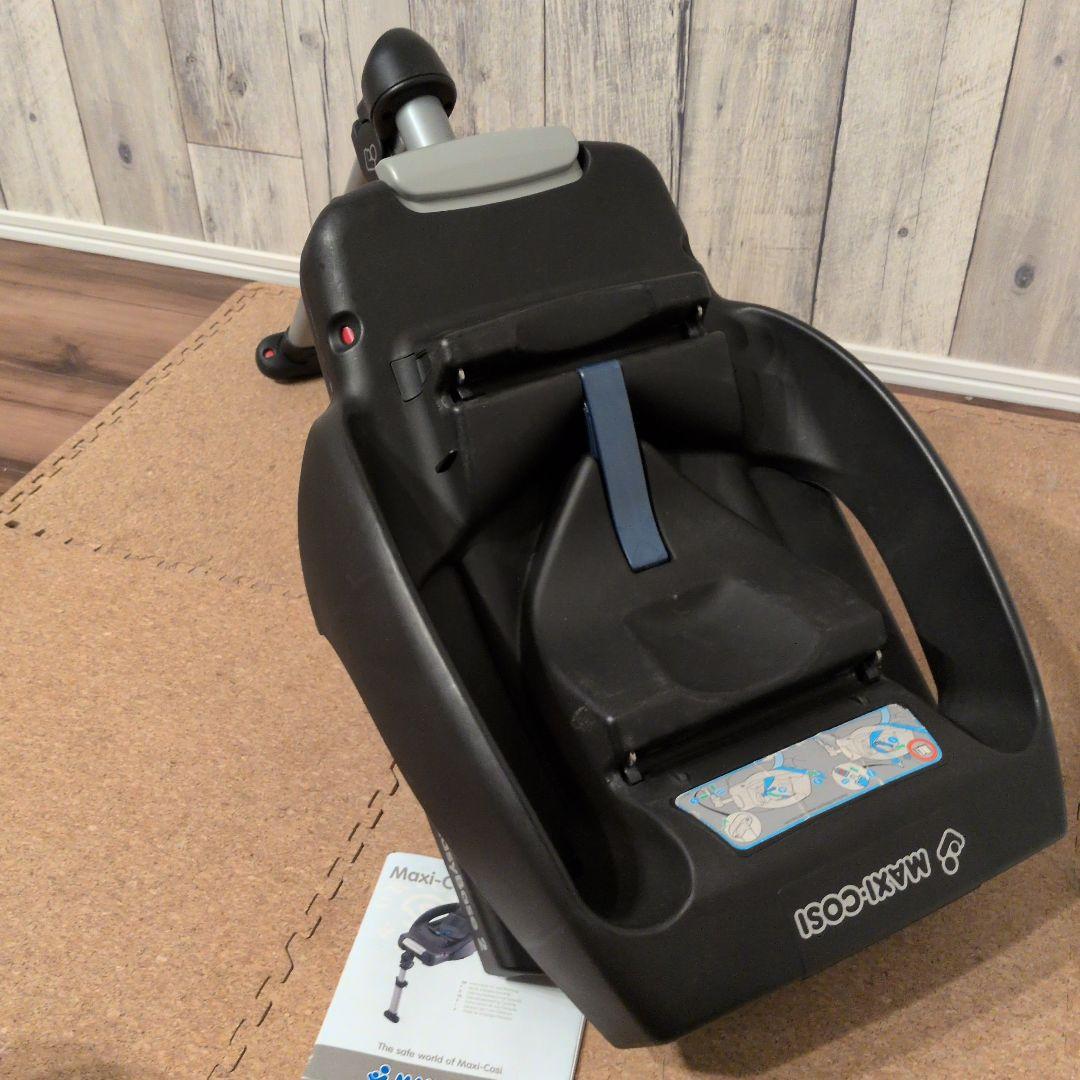 【Xmas値下げ】MAXI-COSI Pebble ブラック＆イージーベース2