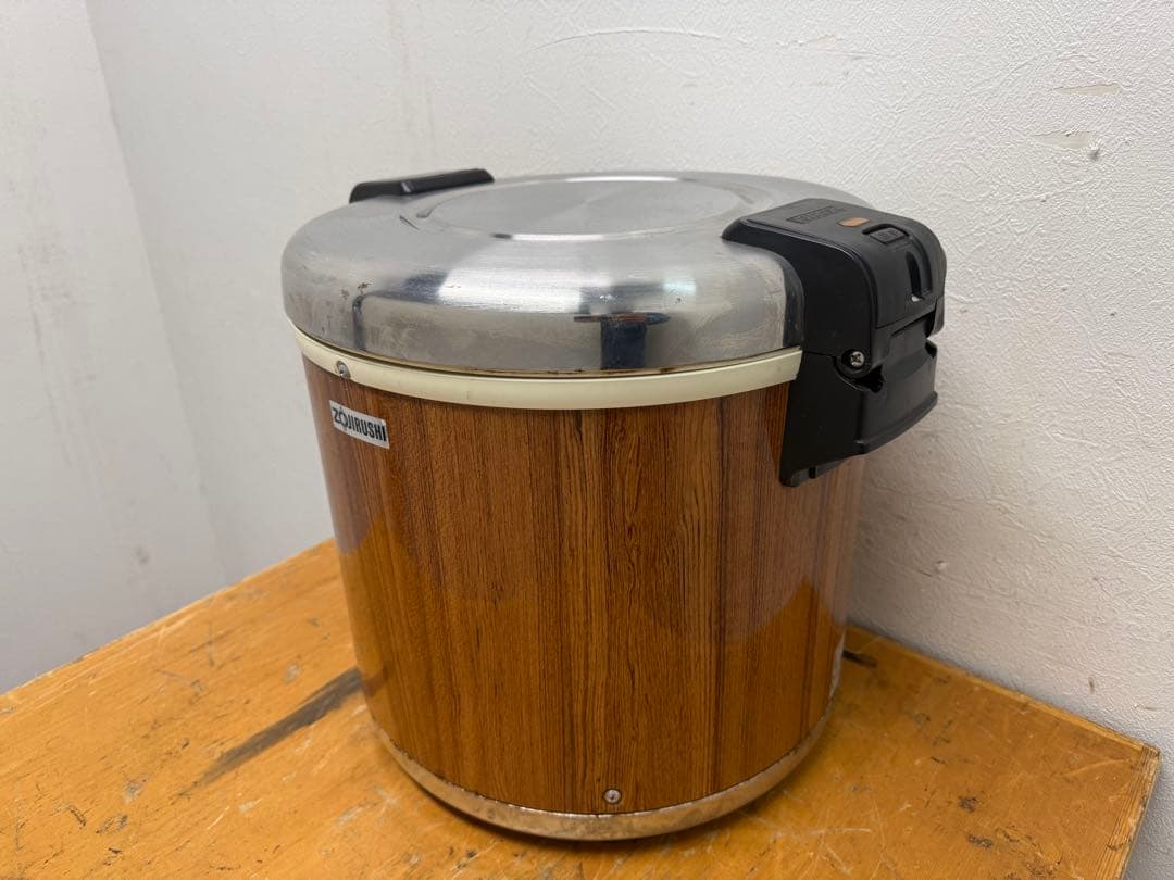 象印マホービン　業務用　保温ジャー　電子ジャー　８.０L　４.４升　飲食店