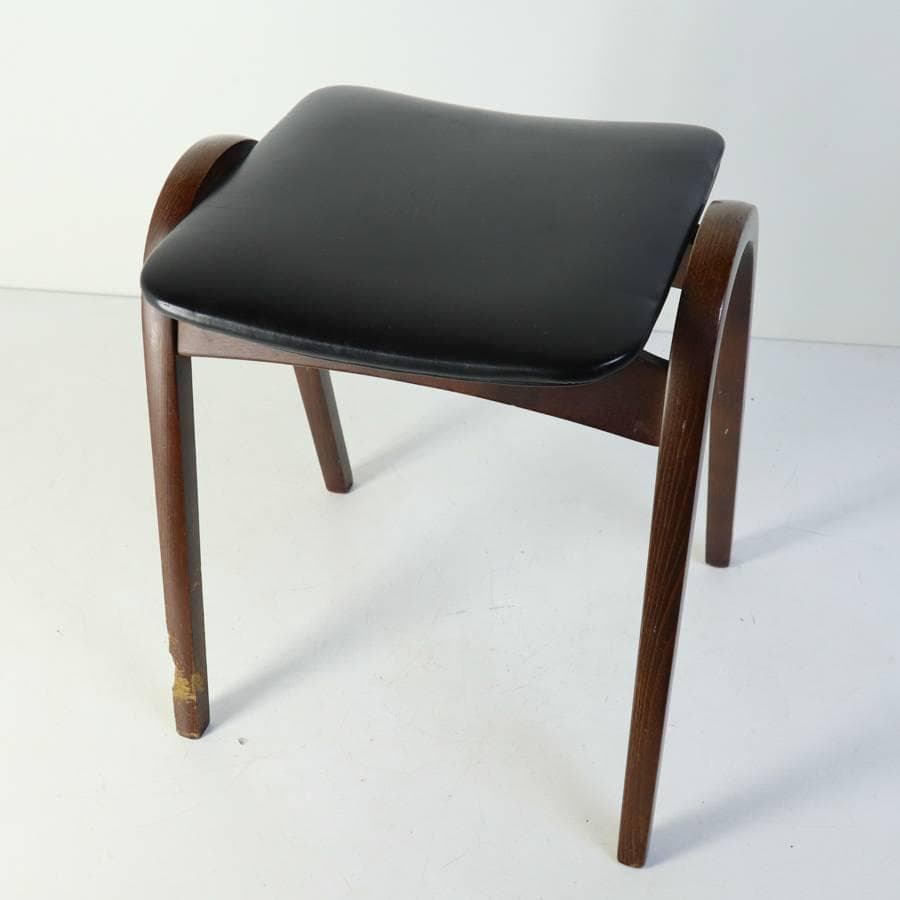 秋田木工 IDC大塚 No.202 剣持勇 スタッキングスツール 黒 PVC2