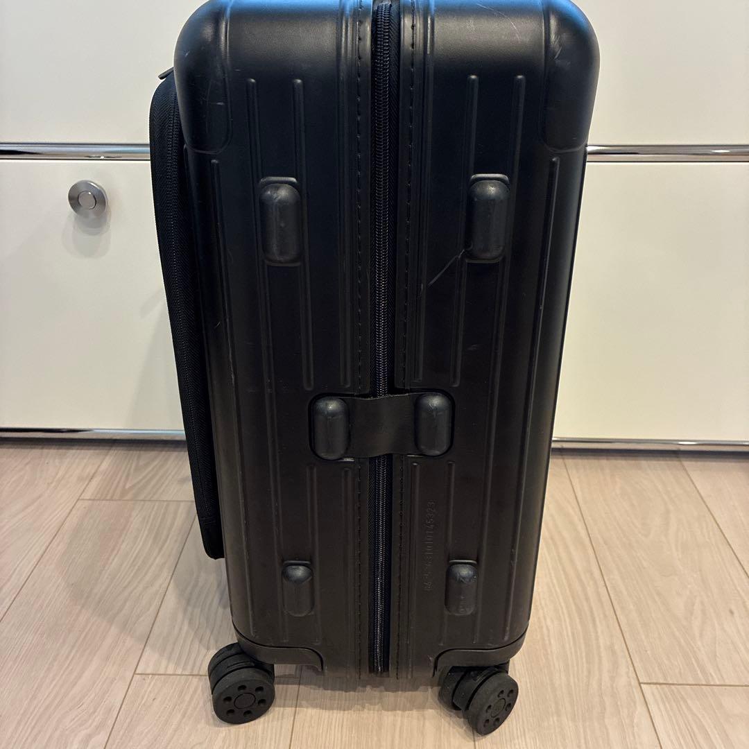RIMOWA エッセンシャルスリーブ essential sleeveブラック
