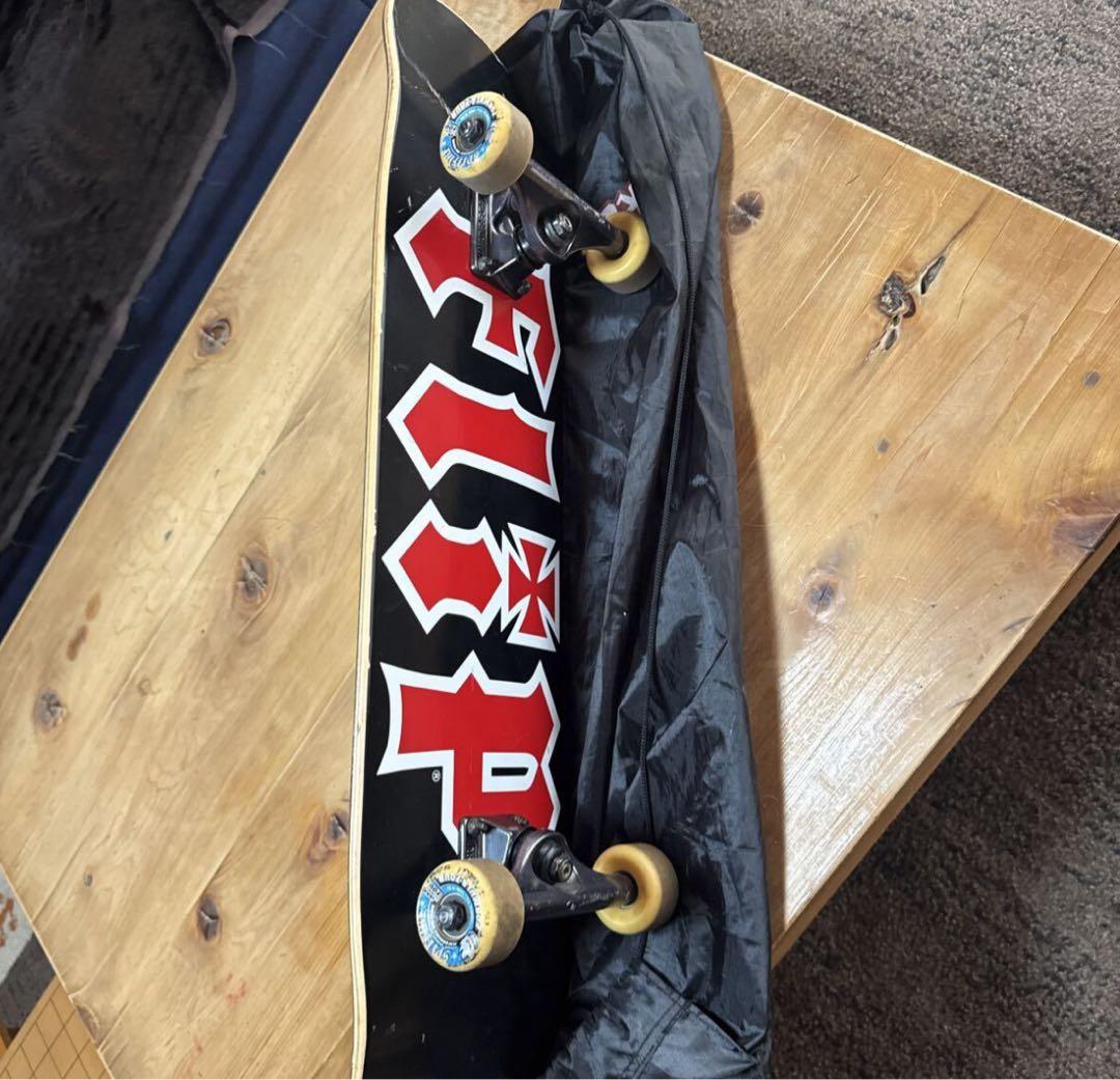 Flip スケートボード　コンプリート　7.75