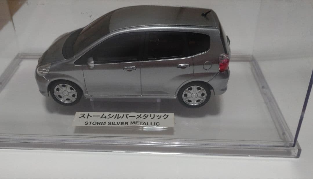 ホンダ　フィット　ミニカー　カラーサンプル　初代2代目3代目セット
