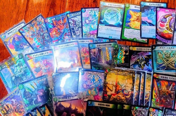 デュエマ　まとめ売り　引退品　大量　2.5㎏　約1500枚　デッキパーツ