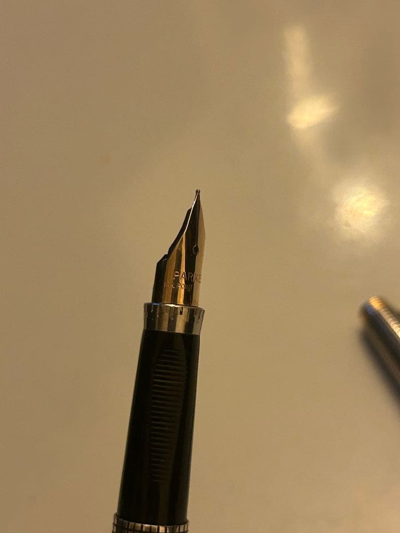 「スターリングシルバー、ペン先14K」万年筆 パーカー（Parker ）