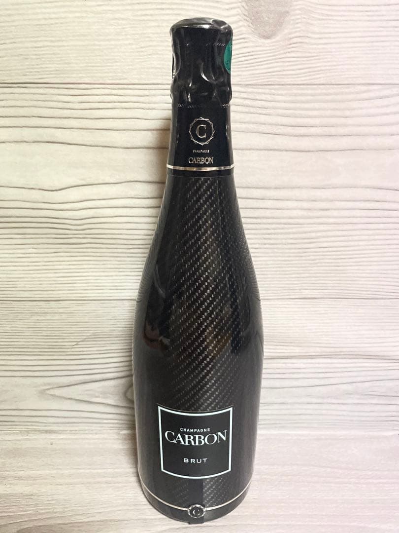 新品　シャンパン　カーボン　ブリュット　ルミナス　フォーミュラーワン公式
