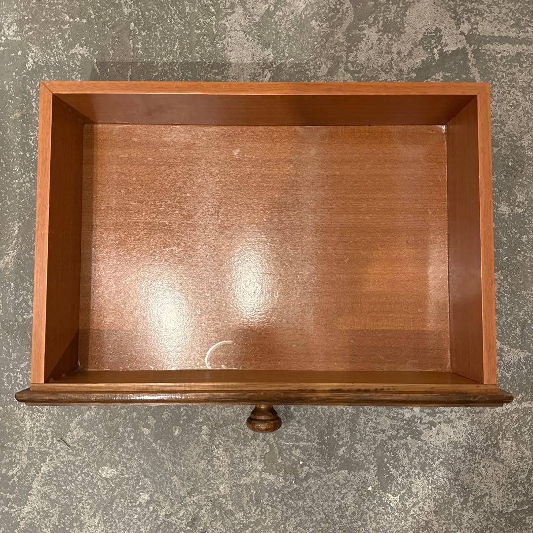 ヴィンテージ　木製サイドテーブル　引き出し付き　1