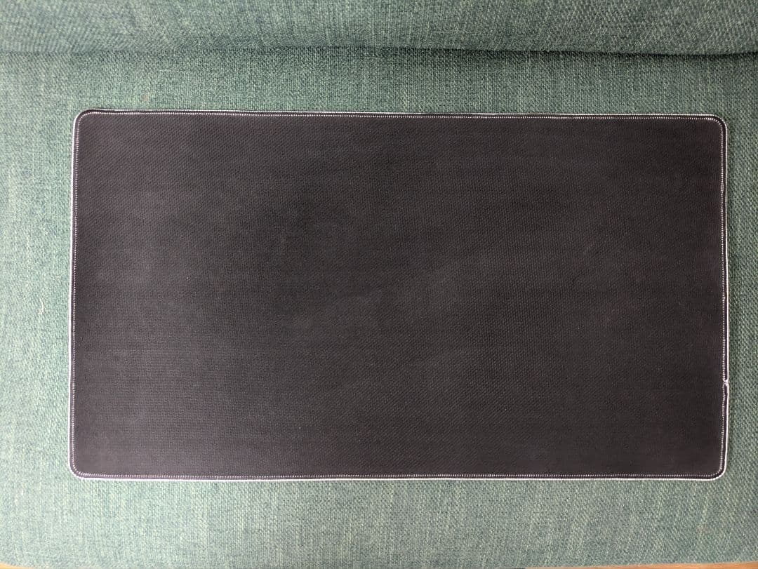 【サイン入り】MTG 滅び プレイマット Seb McKinnonシリアル有り