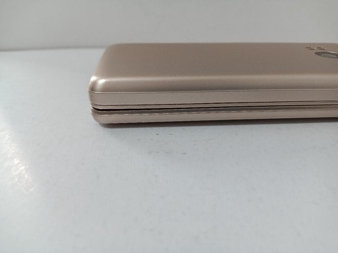 ☆ SoftBank かんたん携帯11 A207SH ゴールド