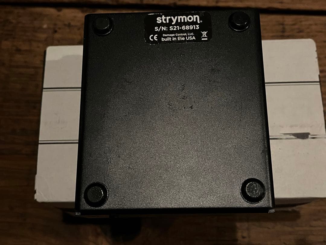 Strymon IRIDIUM アンプ & IR キャビネット　エミュレーター