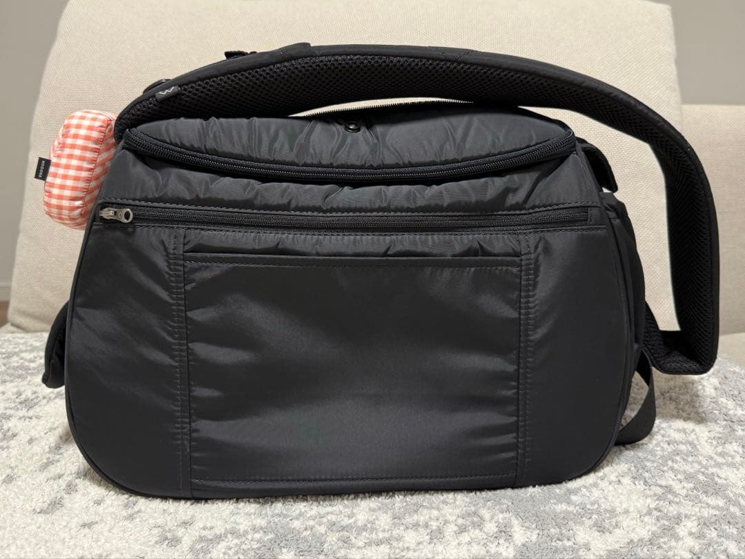 SSOOOK スリングバッグ　ブラックS ハートキーリング付き