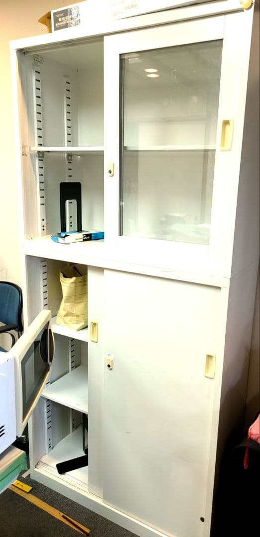 【引取歓迎】オフィス用キャビネット上下セット（ガラス引戸＆スチール引戸）ホワイト