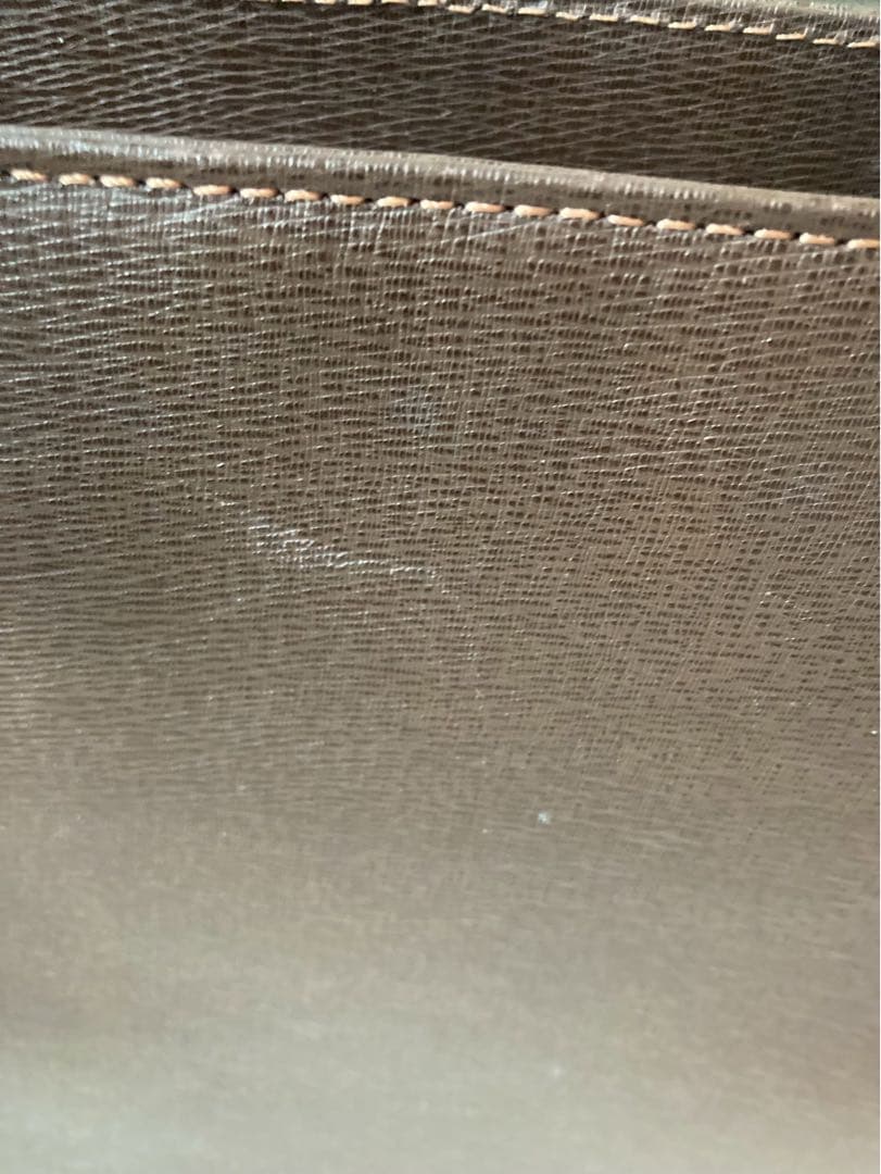 BURBERRYバーバリーレザーハンドバック