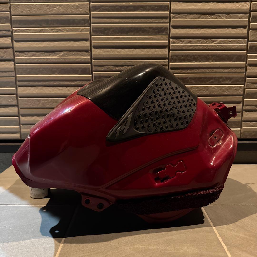 YZF R1 4C8 タンク　クレバーウルフ　07 08 RN19 RN20