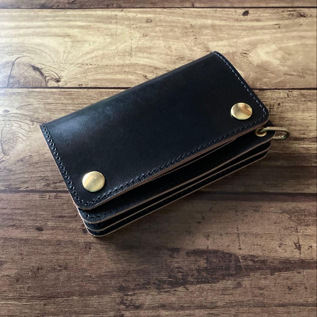 【お札を折らずに収納】北米ステアハイド トラッカーウォレット150（ミドル）3層