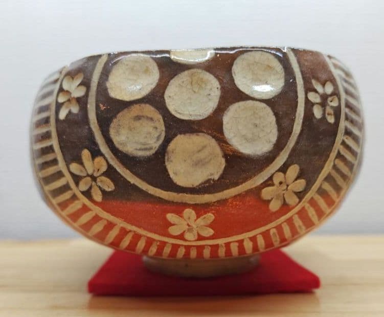 送料込【逢絢亭】茶道具 茶碗 楽焼 赤楽 俵形茶碗 表千家書付 楽吉左衛門 共箱