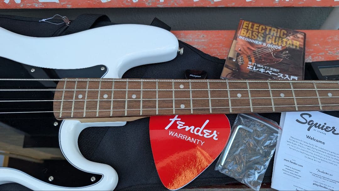 Squier Affinity PrecisionBass プレシジョン　ベース