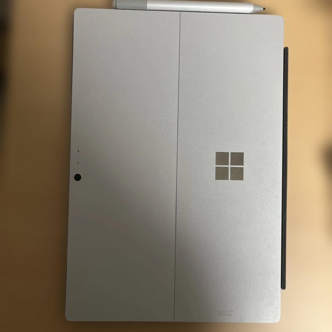 Microsoft Surface Pro 6タイプ