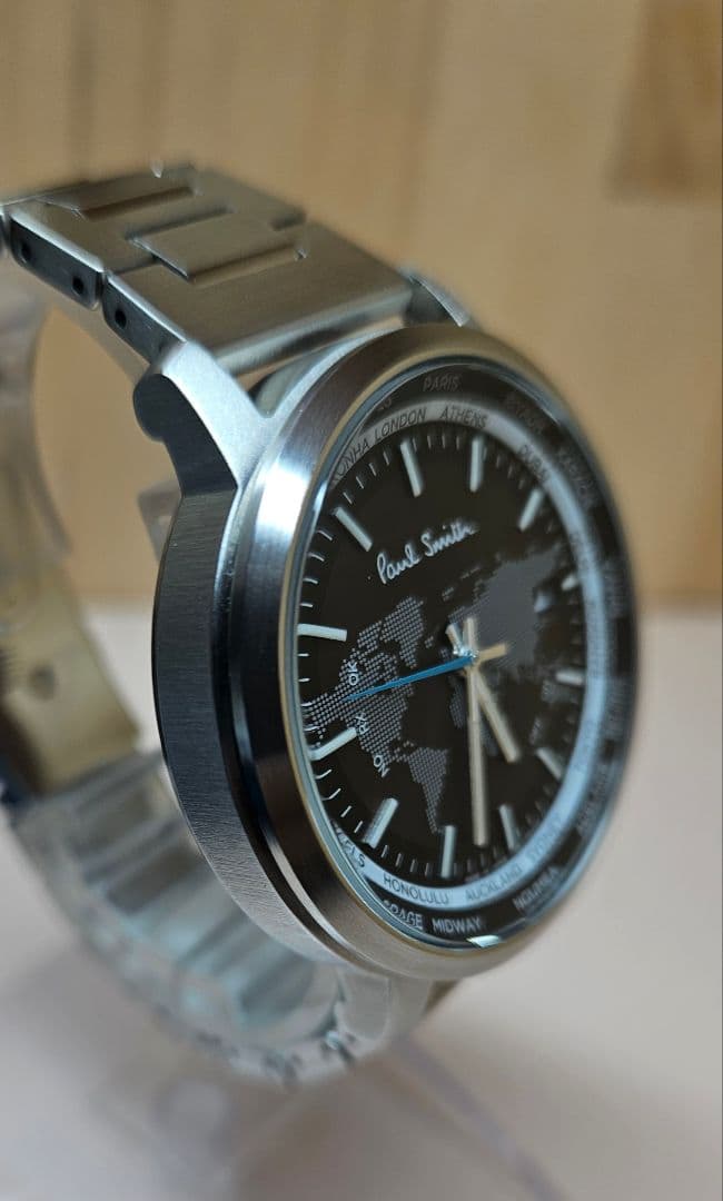 マ*サ様 未使用同様　超美品‼️　Paul Smith ワールドタイム 電波ソー