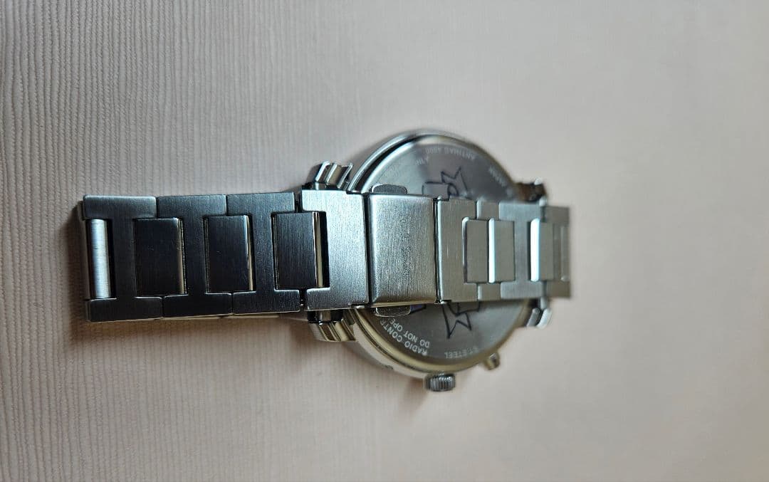 マ*サ様 未使用同様　超美品‼️　Paul Smith ワールドタイム 電波ソー