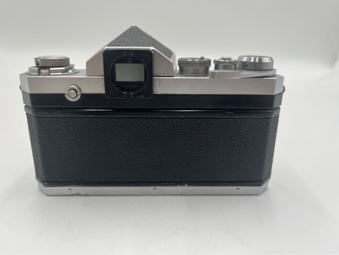 NIKON F フィルムカメラ　NIKKOR 28mm 1:3.5