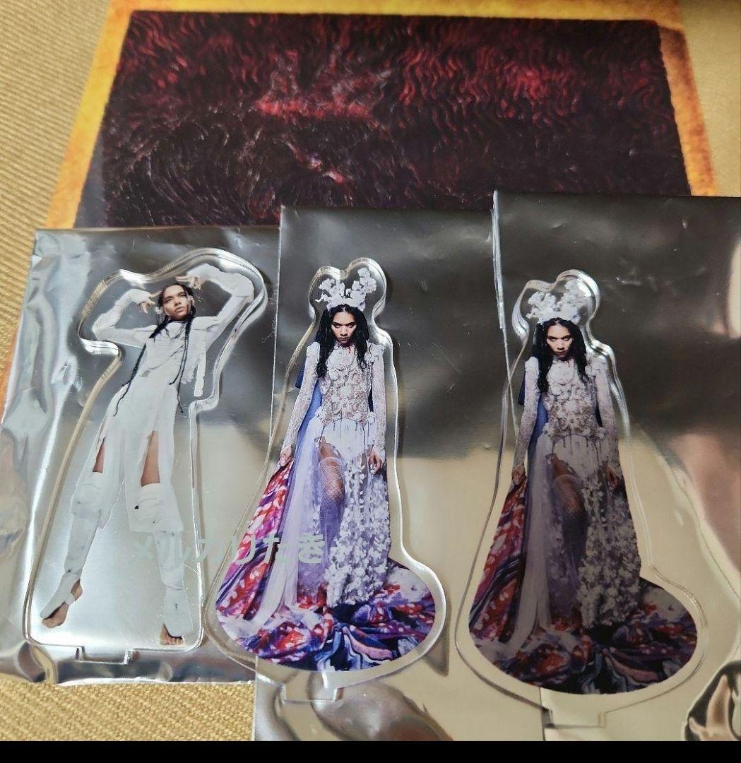 女王蜂 十二次元＋01 正正正