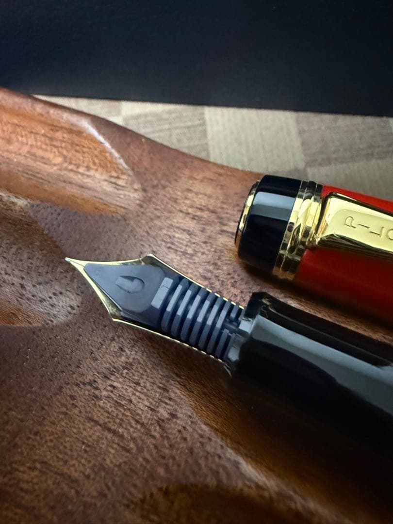 パイロット万年筆845、朱漆