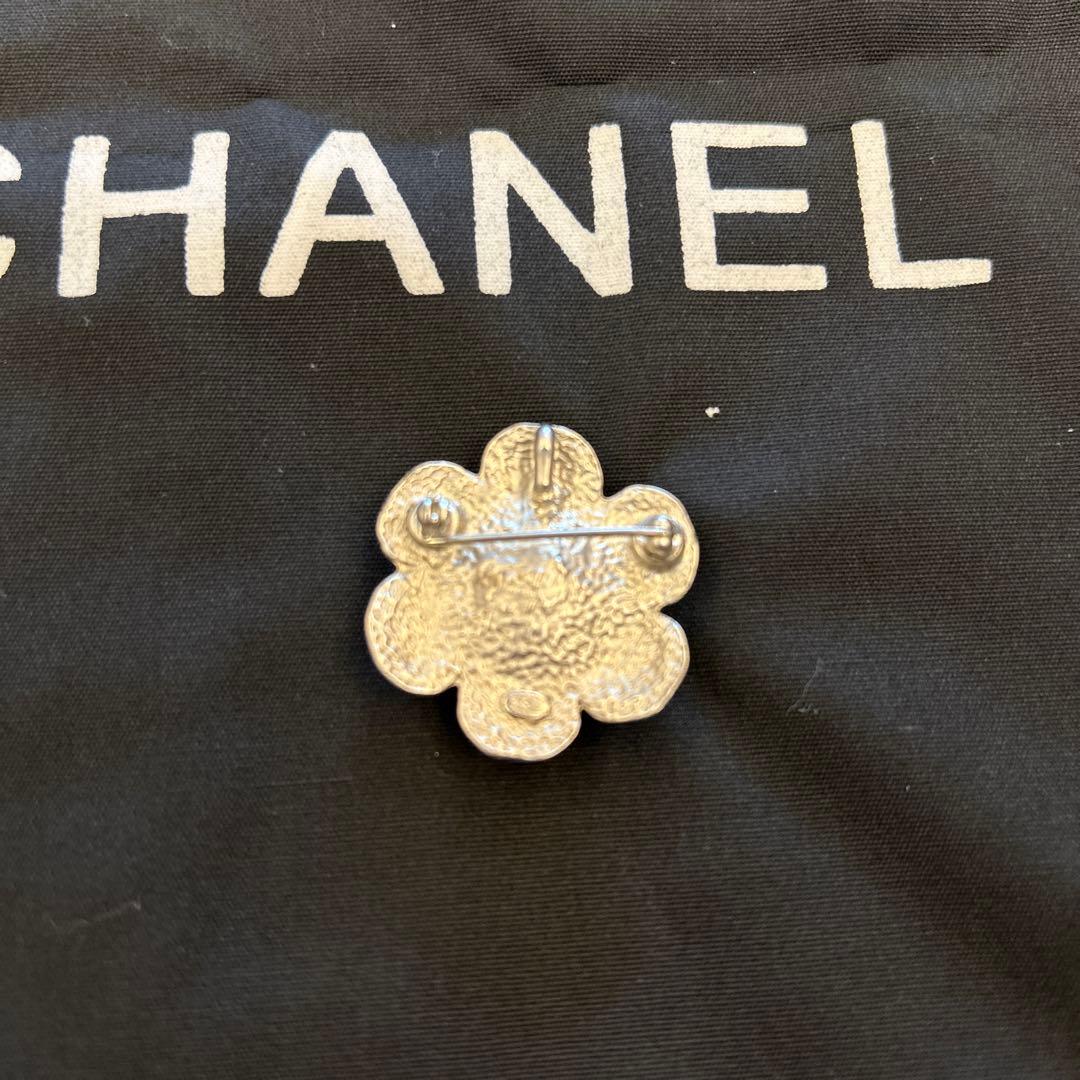 シャネル　正規品　ブローチ　カメリア
