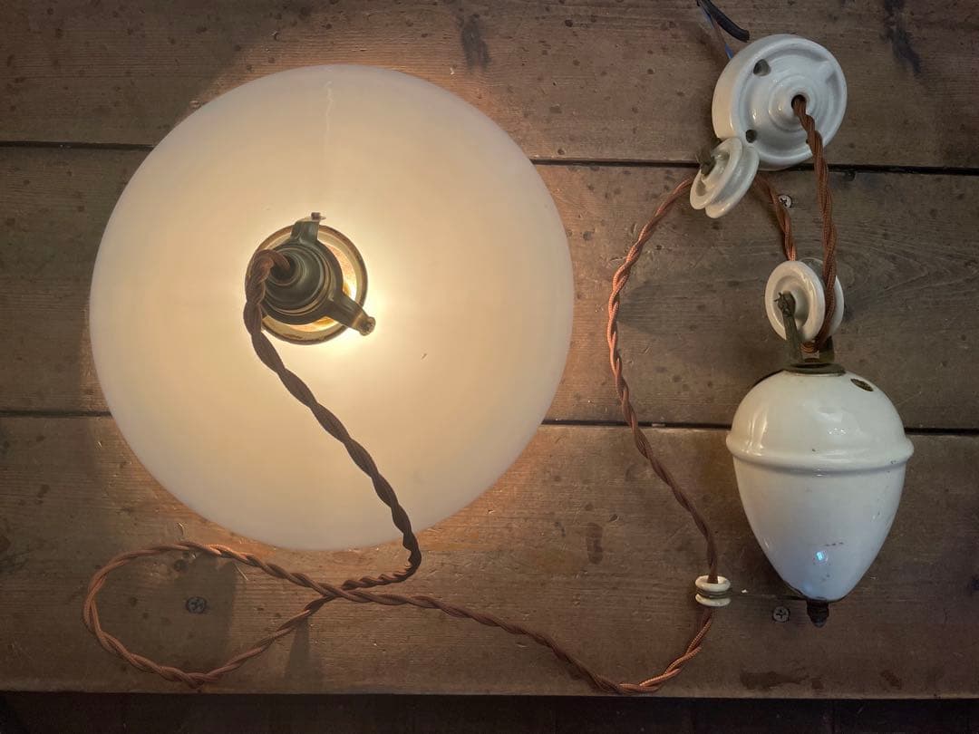 【merci】 2a. フランス　吊り下げ　滑車　ランプ　古道具　店舗什器