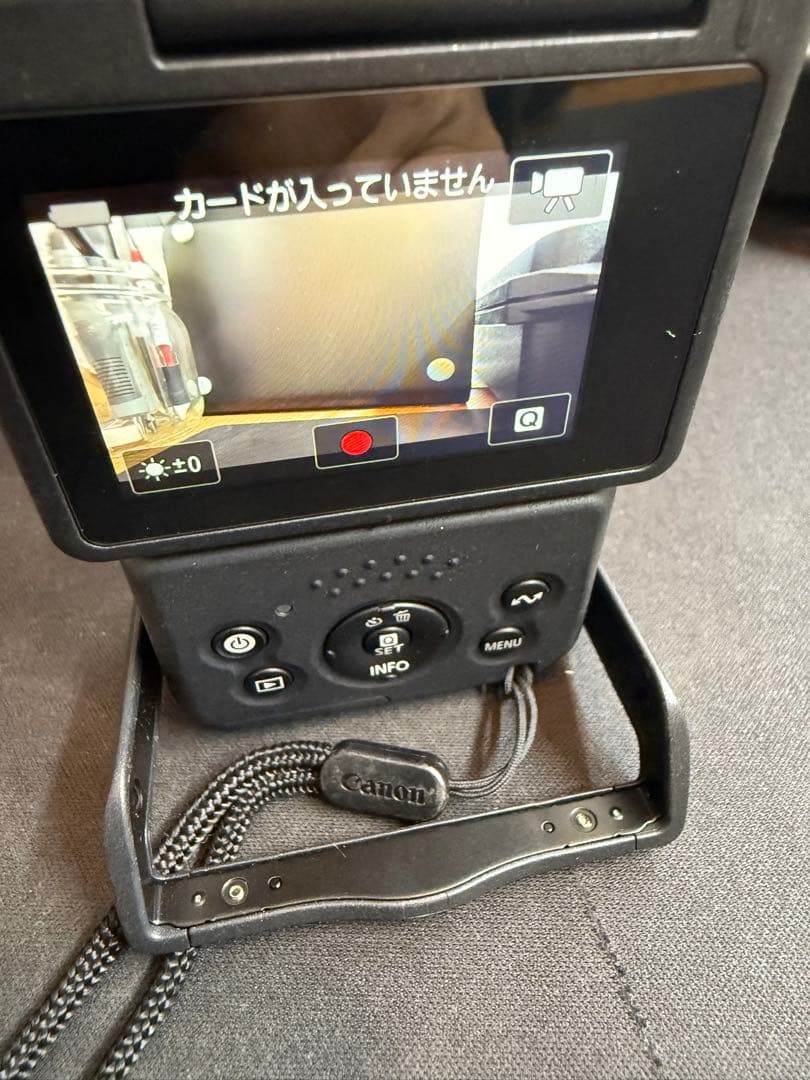 Canon PowerShot V10 (本体、ストラップのみ)