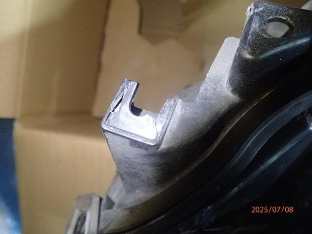 クラウンアスリート AWS210 ヘッドライト 左 koito 30-444