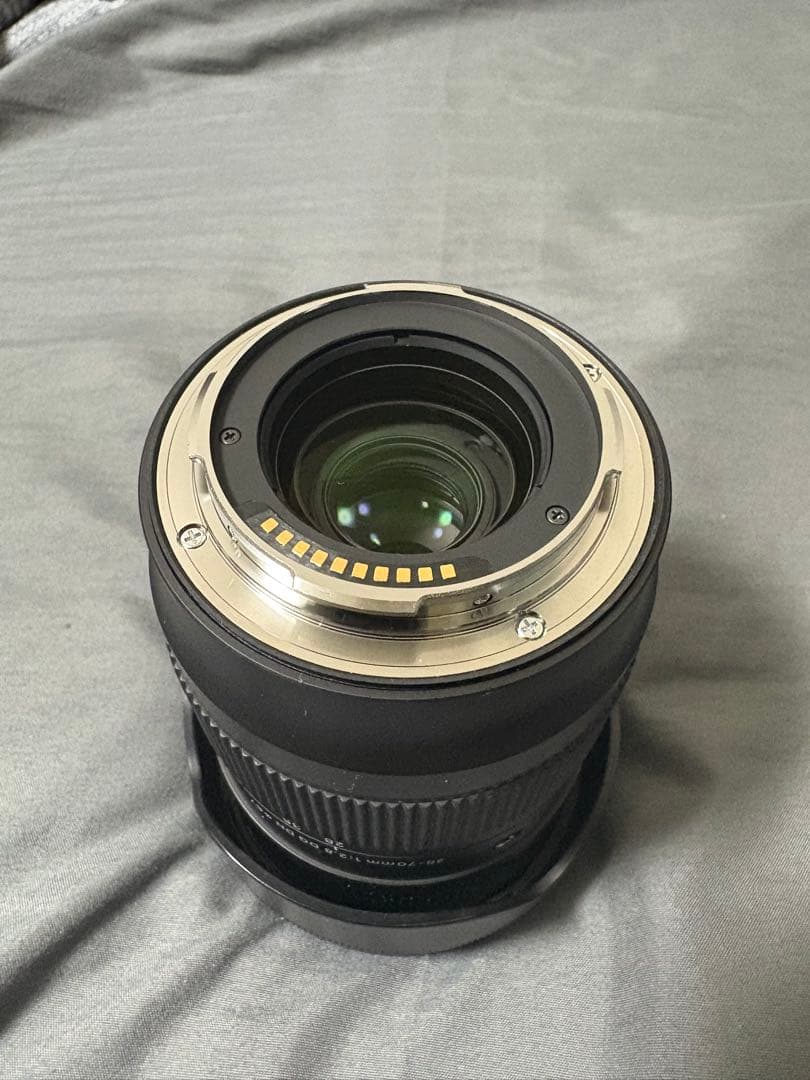 SIGMA 28-70mm f2.8 DG DN ライカLマウント