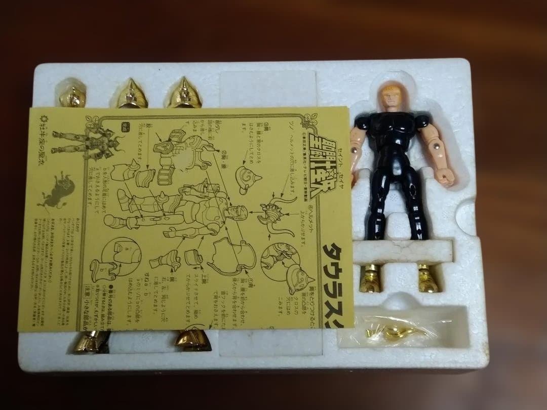 聖闘士星矢 タウラスクロス