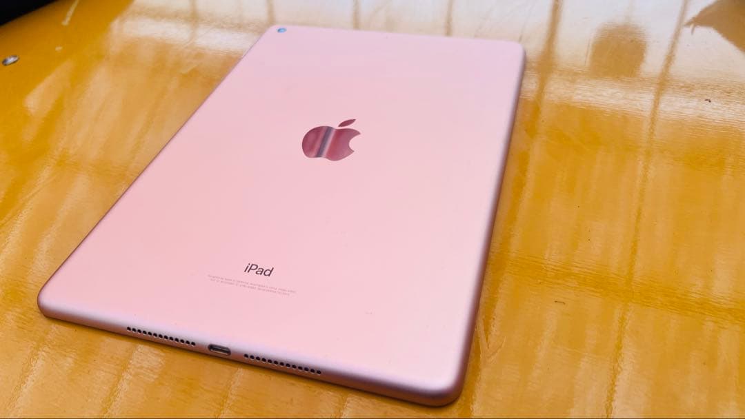 Apple iPad 9.7インチ　32GB Wi-Fi ゴールド