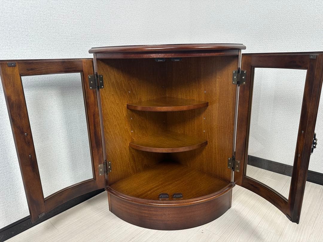展示品 極美品 カリモク コロニアル コーナー キャビネット 飾り棚 ※i4※