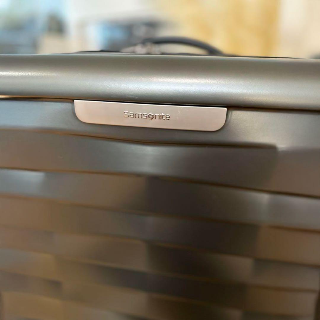 ★美品★値下げ中★Samsonite★メタルグレー★中型キャリーケース4輪★