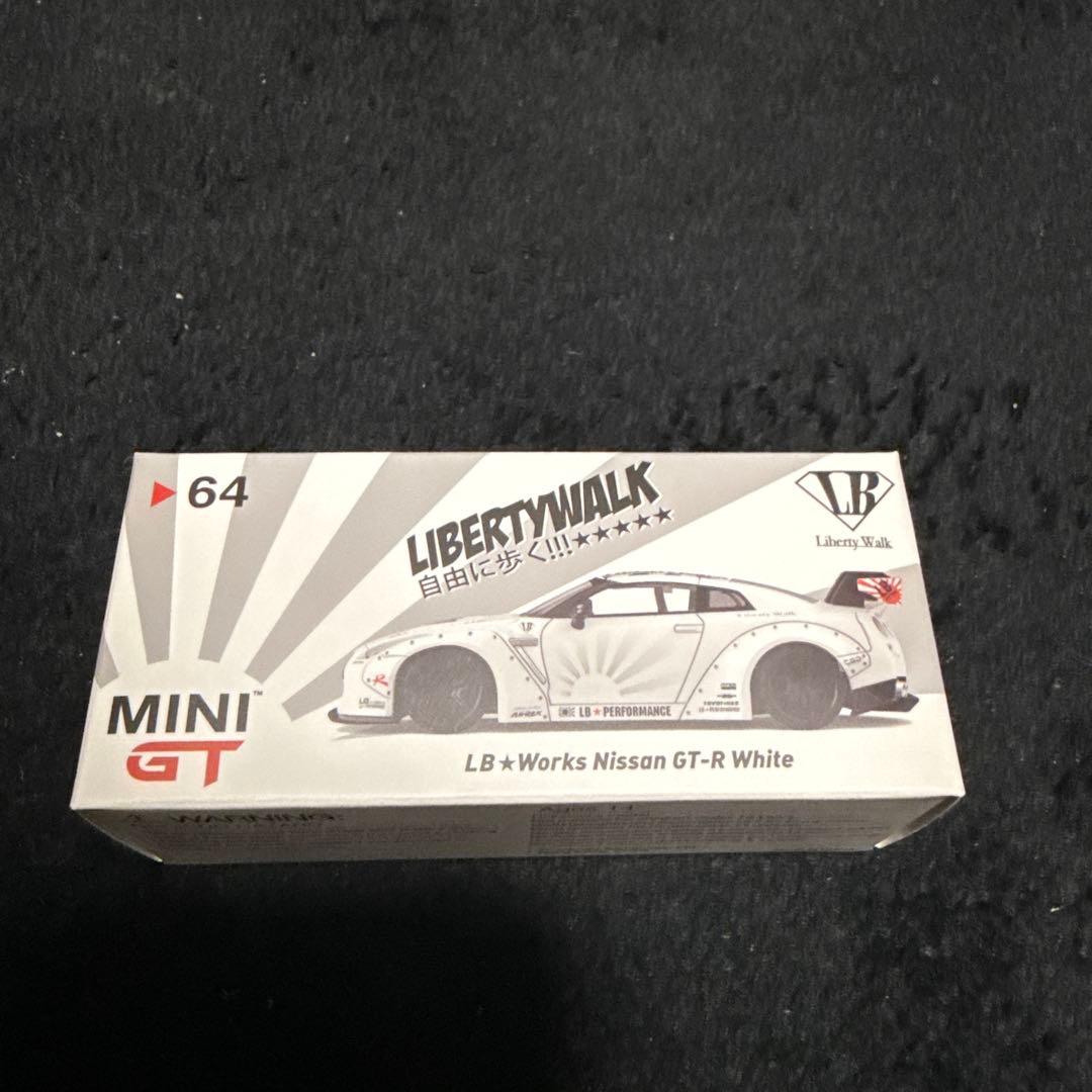 MINI GT リバティーウォーク 日産 GT-R 4種セット