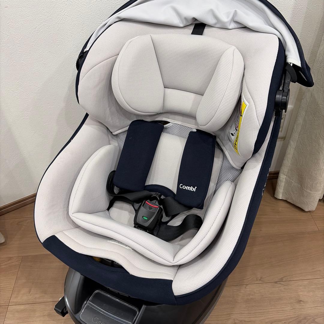 コンビ チャイルドシート クルムーヴスマート　ISOFIX CG-UIG