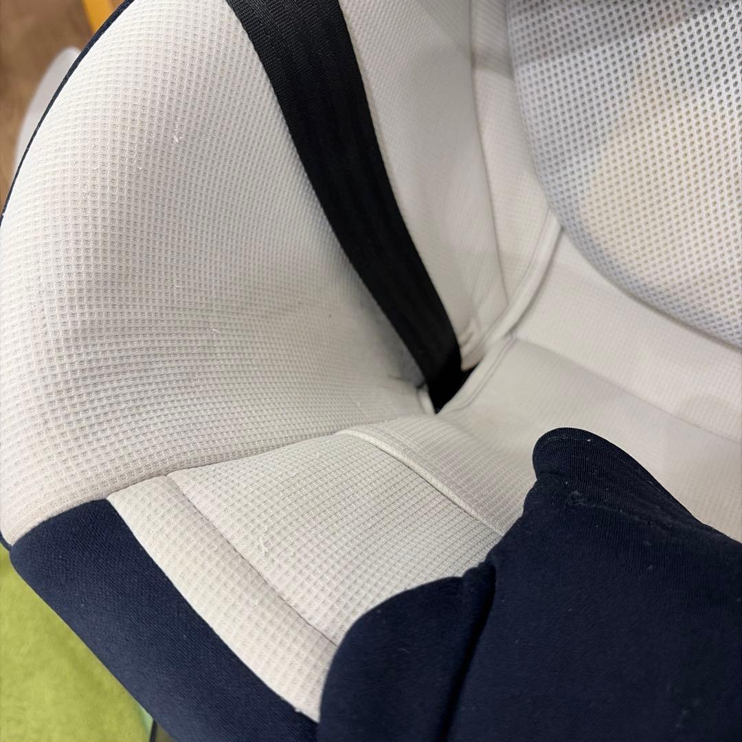 コンビ チャイルドシート クルムーヴスマート　ISOFIX CG-UIG